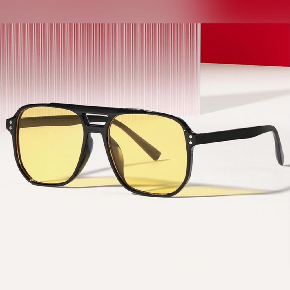 NEW Black Oversize Sunglasses - Picture 3 of 8